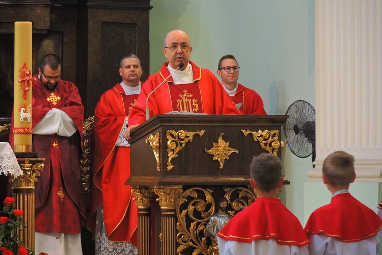 Inauguracja roku szkolnego z bp. Piotrem Gregerem w Cieszynie