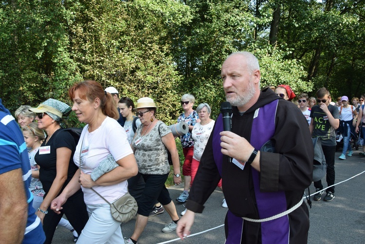 Pielgrzymka z Nowego Miasta nad Pilicą do Studzianny