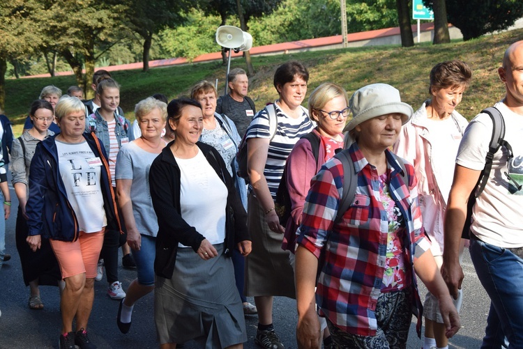 Pielgrzymka z Nowego Miasta nad Pilicą do Studzianny