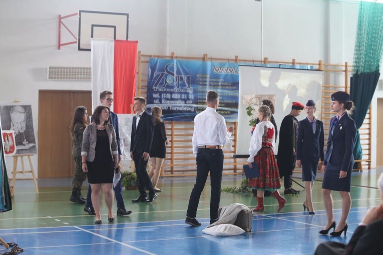 Rozpoczęcie roku szkolnego w Tarnobrzegu