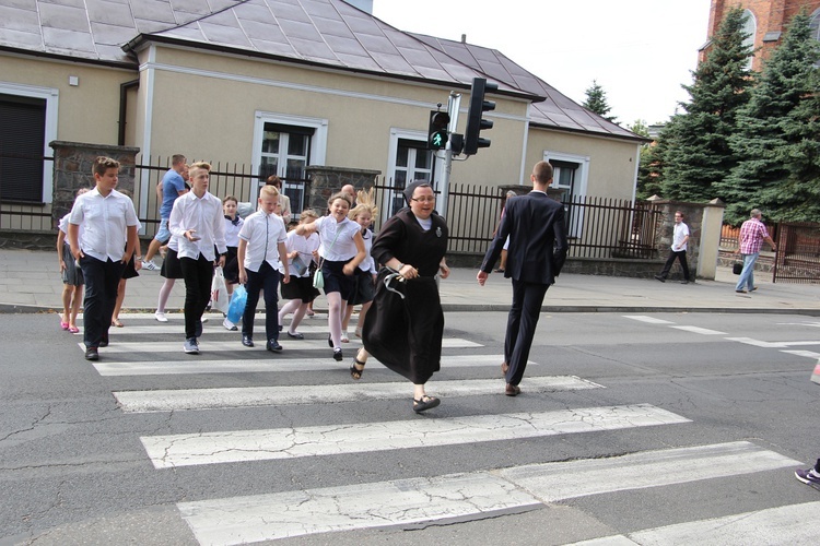 Otwarcie nowego budynku szkoły katolickiej w Kutnie