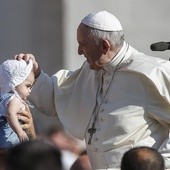 Papież: Życie jest cenne; nie jest łatwe, czasem bolesne, ale jest cenne