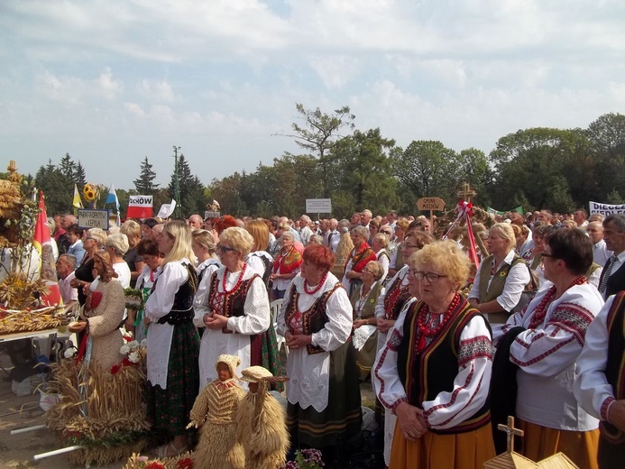 Dożynkowa pielgrzymka rolników 