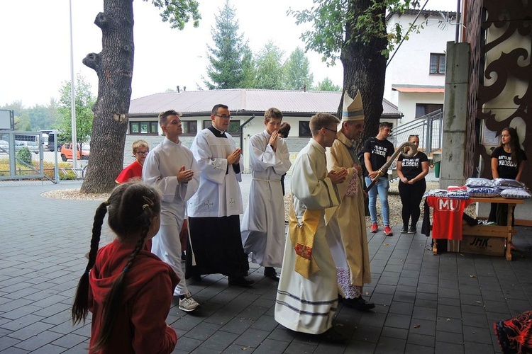 Młodzi w amfiteatrze pod Grojcem w Żywcu 2018