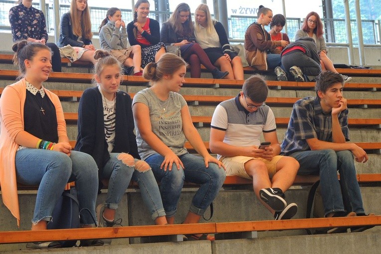 Młodzi w amfiteatrze pod Grojcem w Żywcu 2018