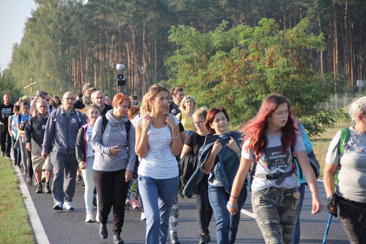 Pielgrzymka ze Świebodzina do Rokitna