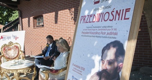 Obowiązkowa i "oswojona"