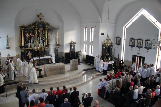 Nieboczowy - poświęcenie kościoła