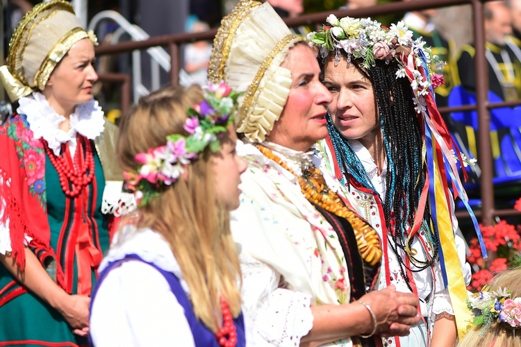 Odpust i dożynki diecezjalne w Gietrzwałdzie