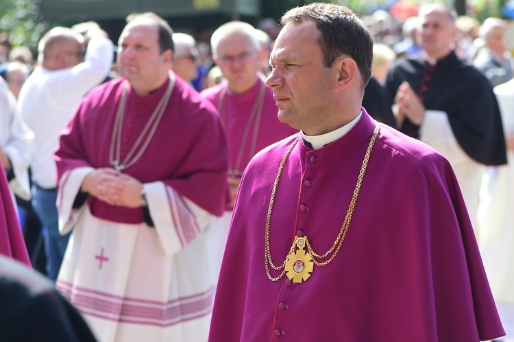 Odpust i dożynki diecezjalne w Gietrzwałdzie