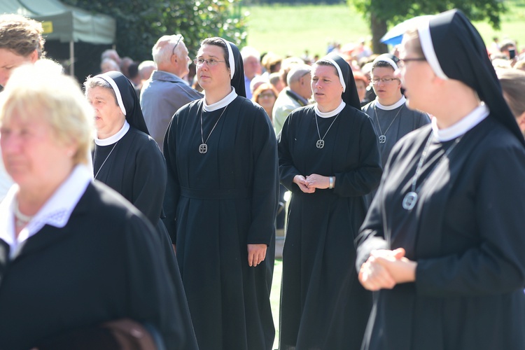 Odpust i dożynki diecezjalne w Gietrzwałdzie