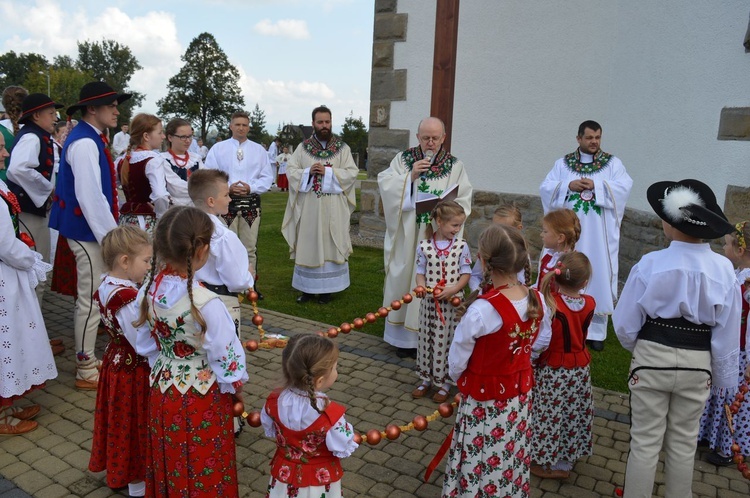 Dożynki parafialne w Miętustwie