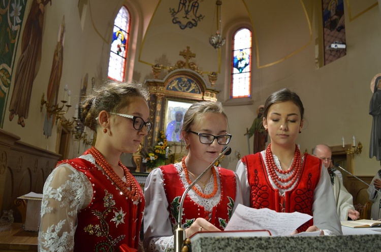 Dożynki parafialne w Miętustwie