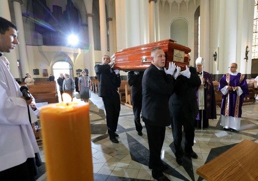 Pogrzeb abp. Szczepana Wesołego – cz. 1