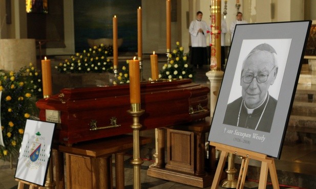 Pogrzeb abp. Szczepana Wesołego – cz. 1