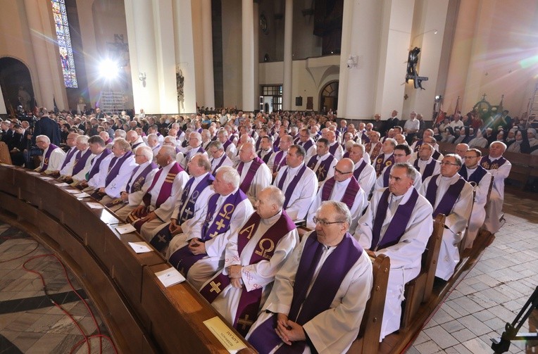 Pogrzeb abp. Szczepana Wesołego – cz. 2