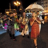 ▲	Takich wydarzeń weselnych w Raciborzu nie widziano  od kilkudziesięciu lat.