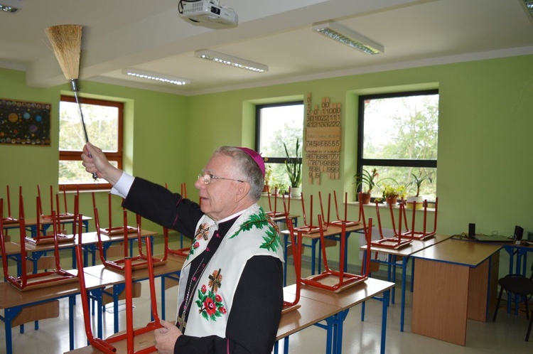 Abp Marek Jędraszewski w Cichem