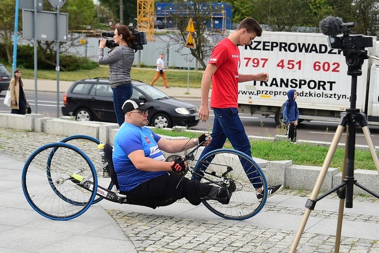 13. Sztafeta do Grobu ks. Popiełuszki