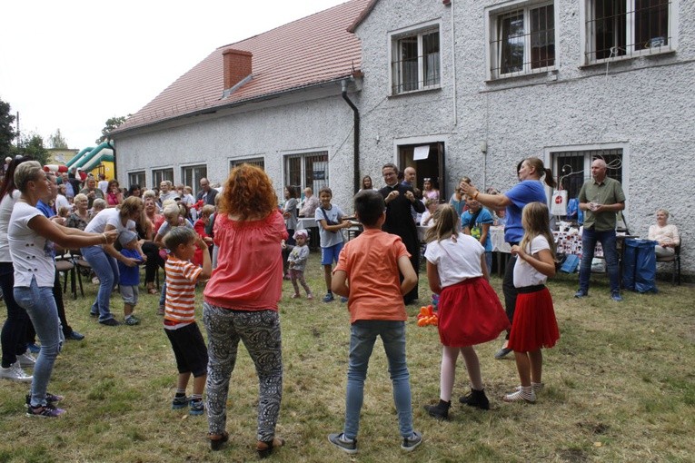 Festyn urodzinowy dla Matki Bożej w Wałbrzychu