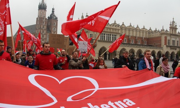 W wolontariat zaangażowanych jest ponad 100 mln dorosłych mieszkańców Europy