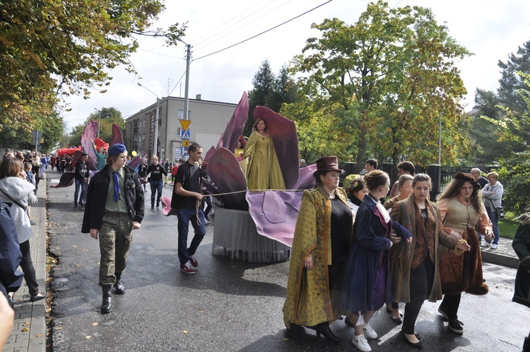 Skierniewickie Święto Kwiatów, Owoców i Warzyw - parada, cz. 1