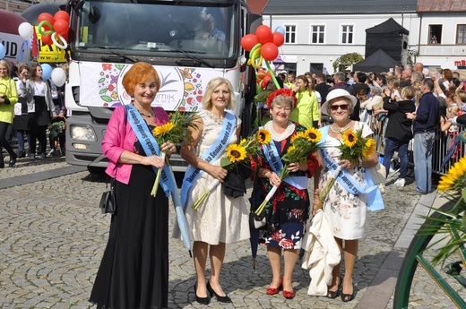 Skierniewickie Święto Kwiatów, Owoców i Warzyw - parada, cz. 1