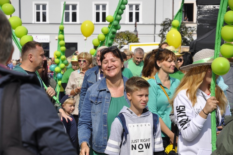 Skierniewickie Święto Kwiatów, Owoców i Warzyw - parada, cz. 1