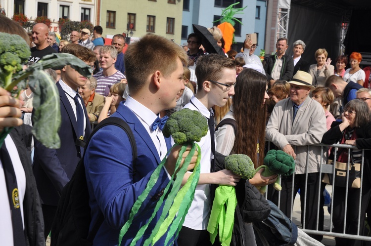 Skierniewickie Święto Kwiatów, Owoców i Warzyw - parada, cz. 1