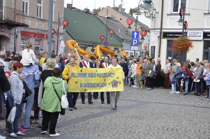 Skierniewickie Święto Kwiatów, Owoców i Warzyw - parada, cz. 1