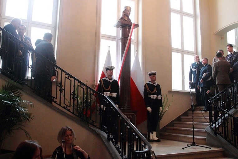 Odsłonięcie i poświęcenie popiersia "Inki"