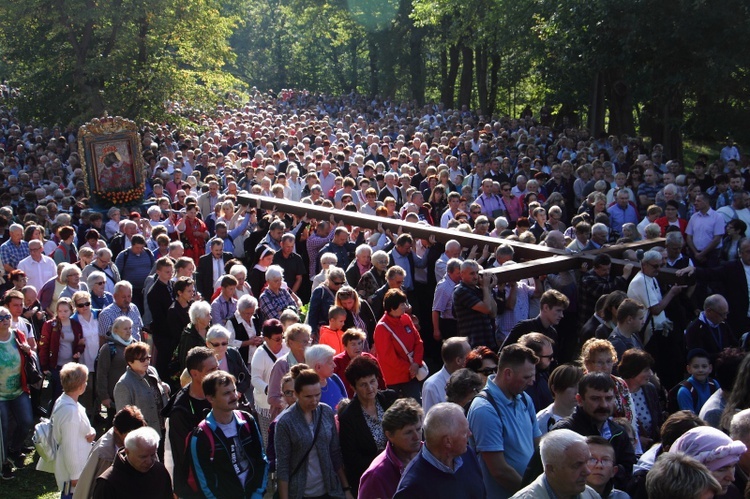 Pielgrzymka Rodzin 2018 - Droga Krzyżowa