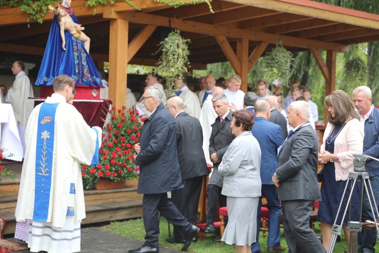 25. rocznica koronacji Piety Hałcnowskiej 