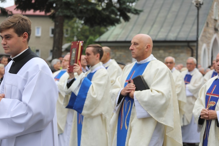 25. rocznica koronacji Piety Hałcnowskiej 