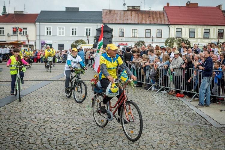 Skierniewickie Święto Kwiatów, Owoców i Warzyw - parada, cz. 2