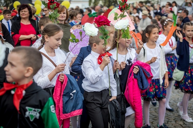 Skierniewickie Święto Kwiatów, Owoców i Warzyw - parada, cz. 2