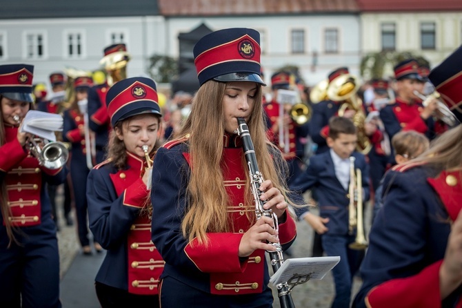 Skierniewickie Święto Kwiatów, Owoców i Warzyw - parada, cz. 2