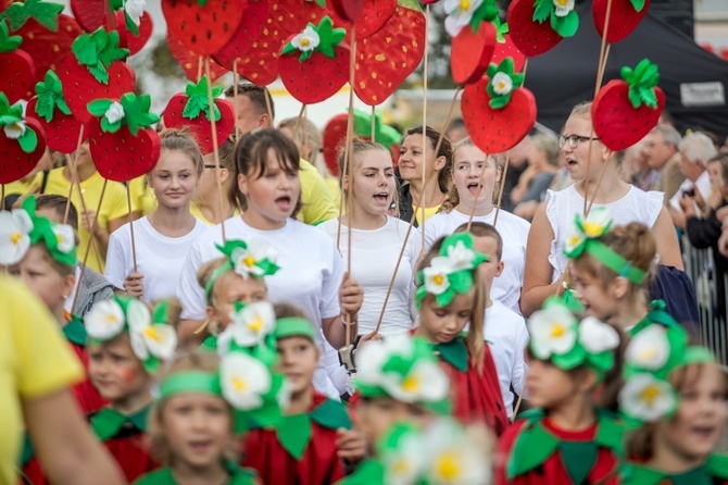 Skierniewickie Święto Kwiatów, Owoców i Warzyw - parada, cz. 2