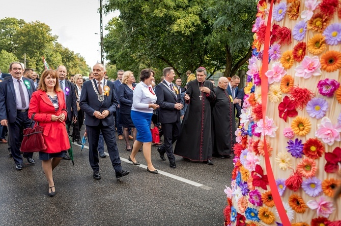 Skierniewickie Święto Kwiatów, Owoców i Warzyw - parada, cz. 2