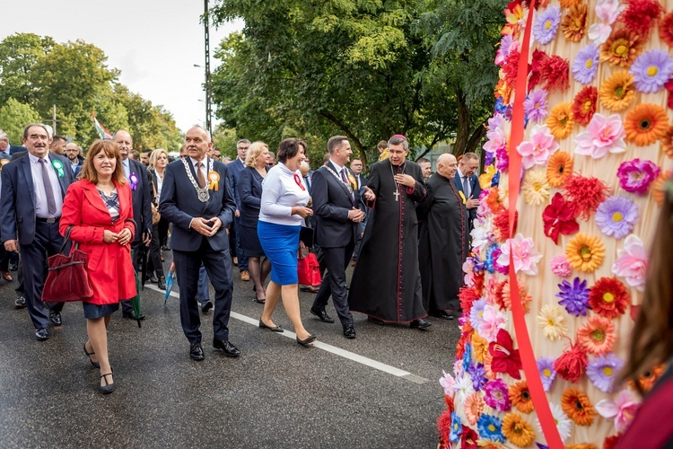 Skierniewickie Święto Kwiatów, Owoców i Warzyw - parada, cz. 2