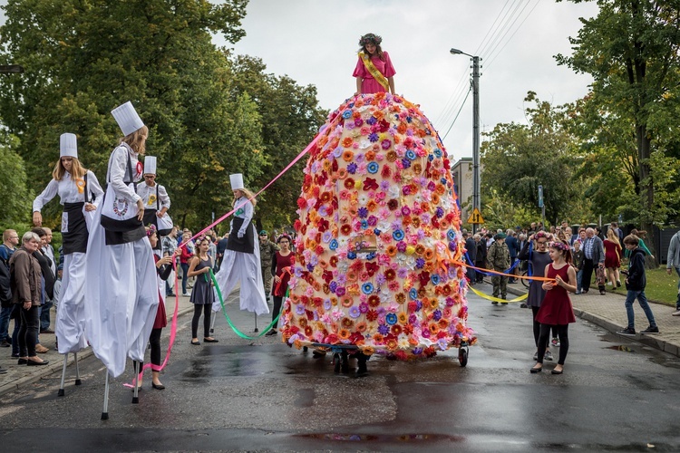 Skierniewickie Święto Kwiatów, Owoców i Warzyw - parada, cz. 2