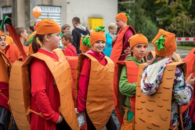 Skierniewickie Święto Kwiatów, Owoców i Warzyw - parada, cz. 2