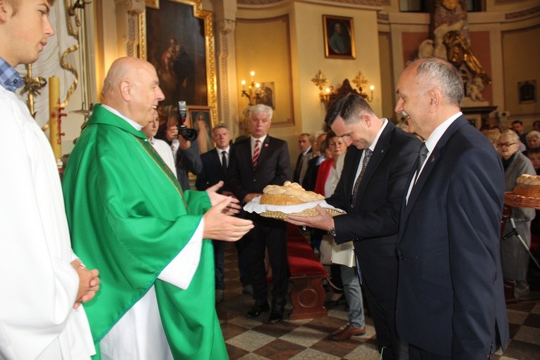 Skierniewickie Święto Kwiatów, Owoców i Warzyw - Msza św., cz.2