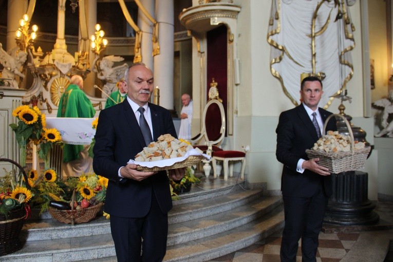 Skierniewickie Święto Kwiatów, Owoców i Warzyw - Msza św., cz.2