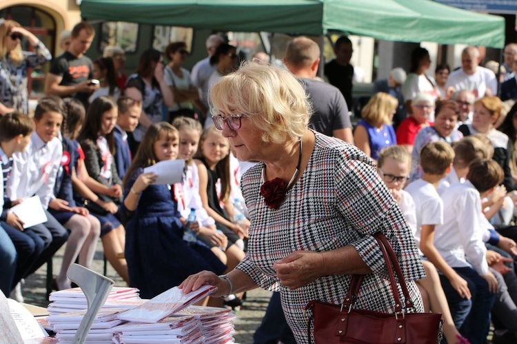 Pieśni patriotyczne w Świebodzinie