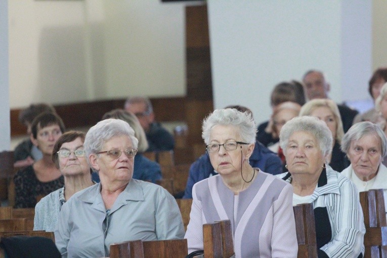 Pielgrzymka niewidomych i niedowidzących