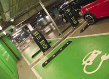 Od roku można ładować samochody elektryczne na parkingu Galerii Katowickiej.