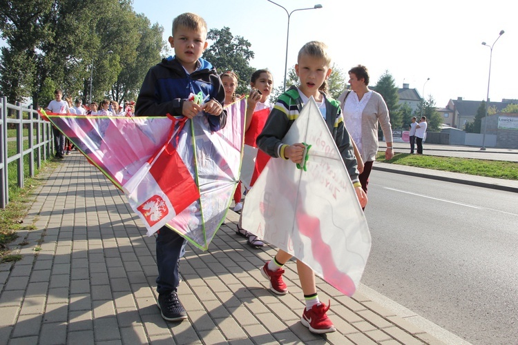 Korowód niepodległościowy w Łowiczu