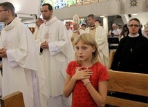 Modlitwa przy relikwiach św. S. Kostki