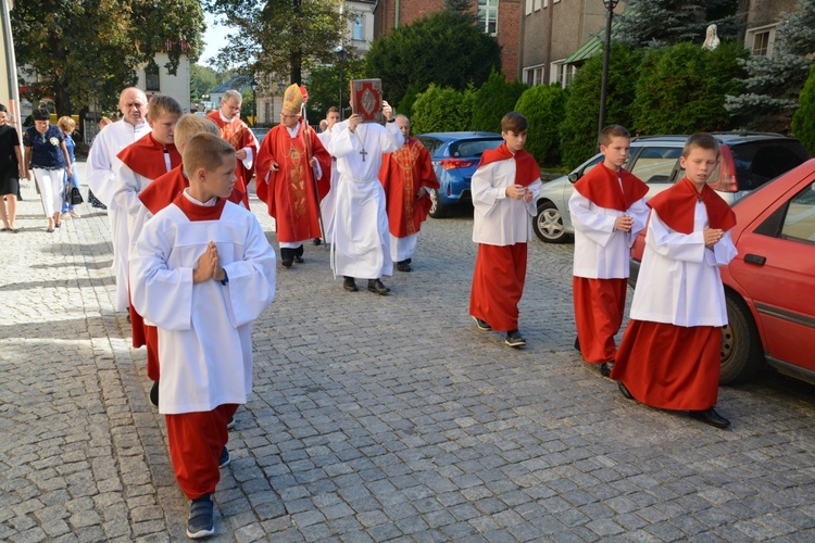 Bp Antoni Długosz w Głuchołazach